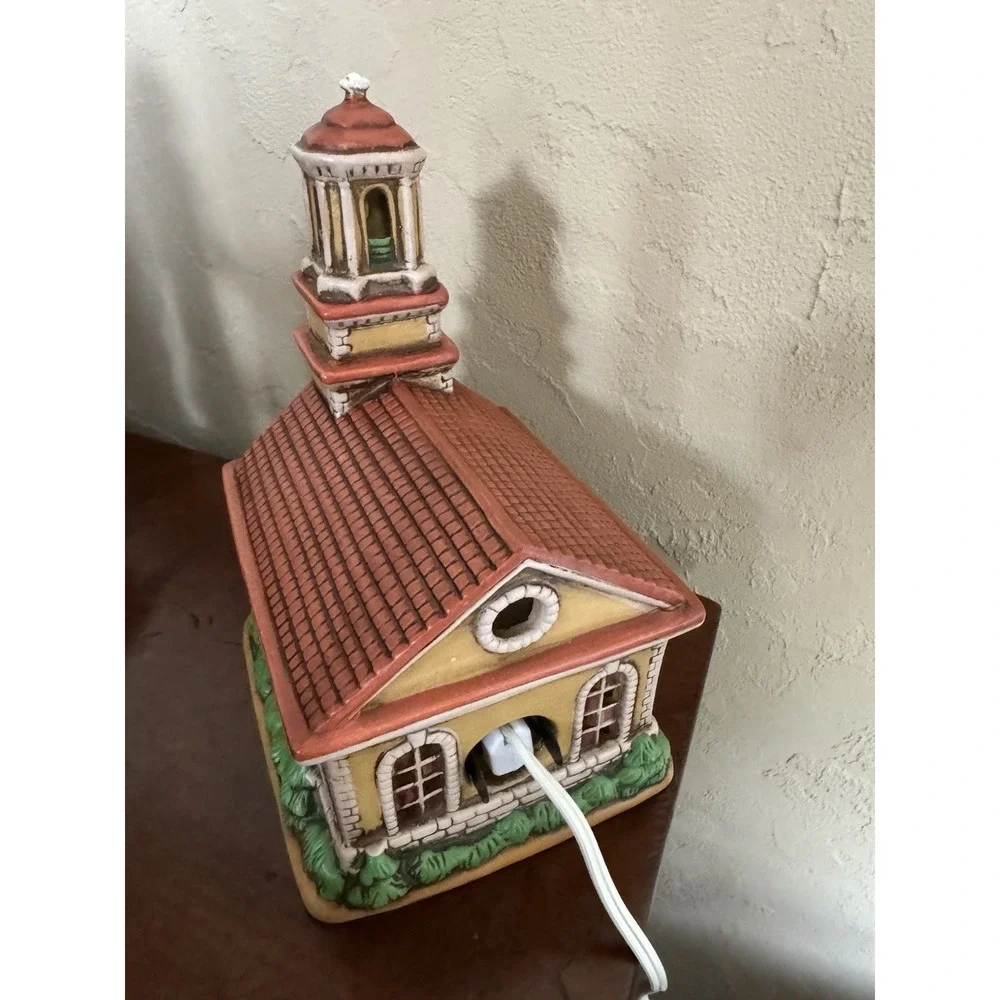 Lefton Village Colonial Christmas Church Vintage 1986 Hand Painted Lights Up!‎